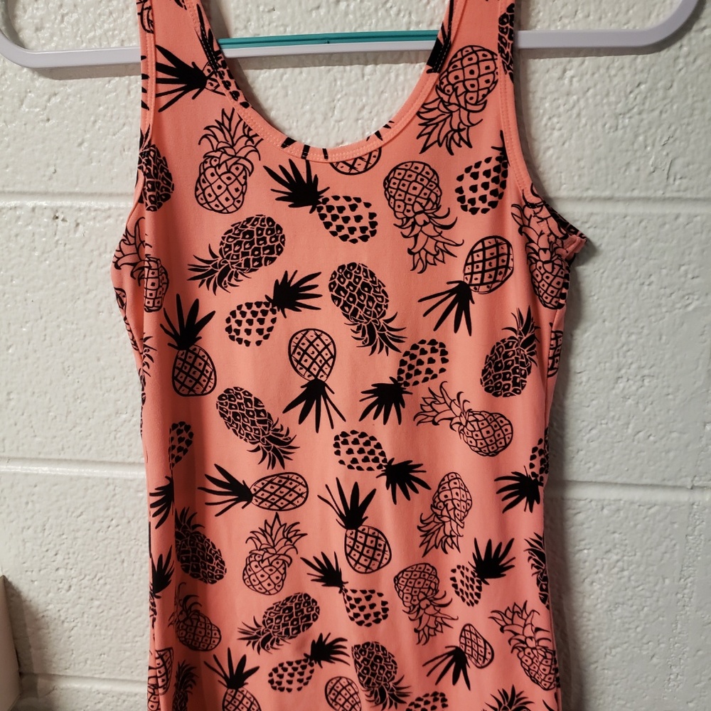 Pineapple Tank Top - Picture 2 of 3